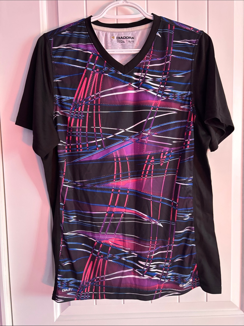 Diadora Black V-Neck Athletic Tee with Pink & Blue Graphic